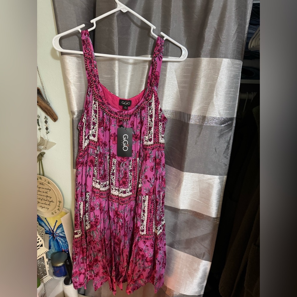 Great quality, fully lined dress